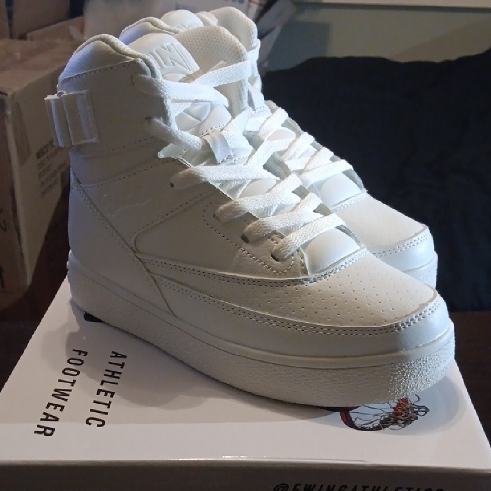 Patrick Ewing 33 Orion Strap "White On White" Boys 4Y Girls 5.5 NWBOX - Picture 3 of 9